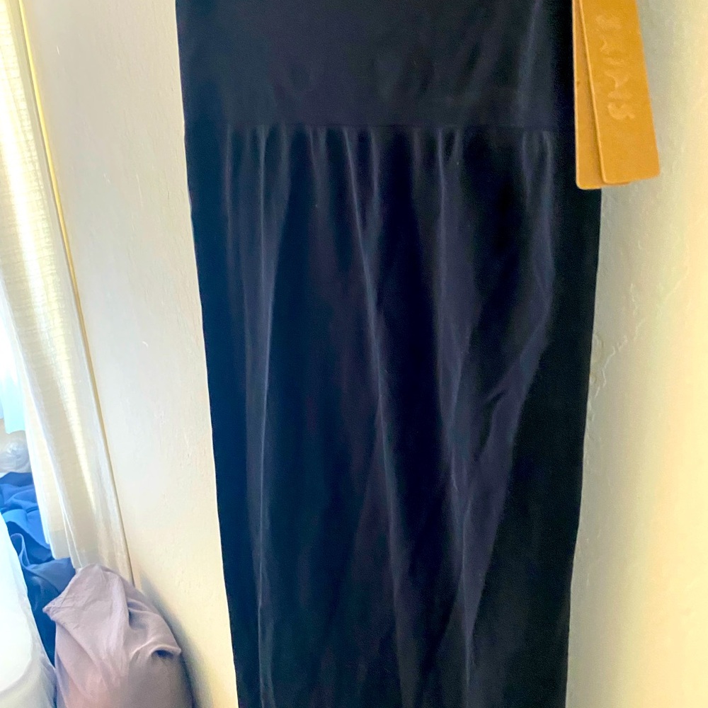 SKIMS Soft Smoothing Seamless Tube maxi skirt M Brand New with all tags